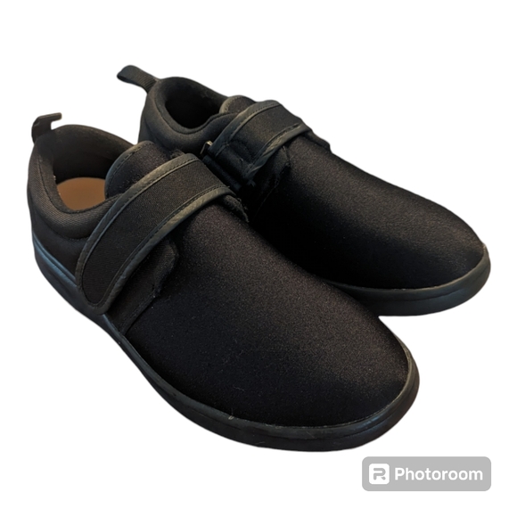Dr. Comfort Carter Diabetic Therapeutic Washable Casual Slip-on Shoe Black - Picture 3 of 10